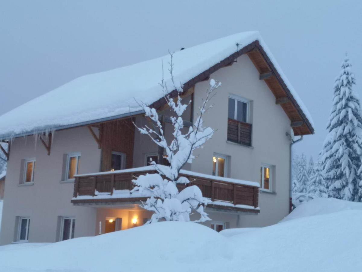 Ma cabane dans le Jura Chapelle-des-Bois Extérieur photo
